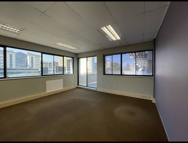 418M² OFFICE TO LET IN SANDTON CENTRAL